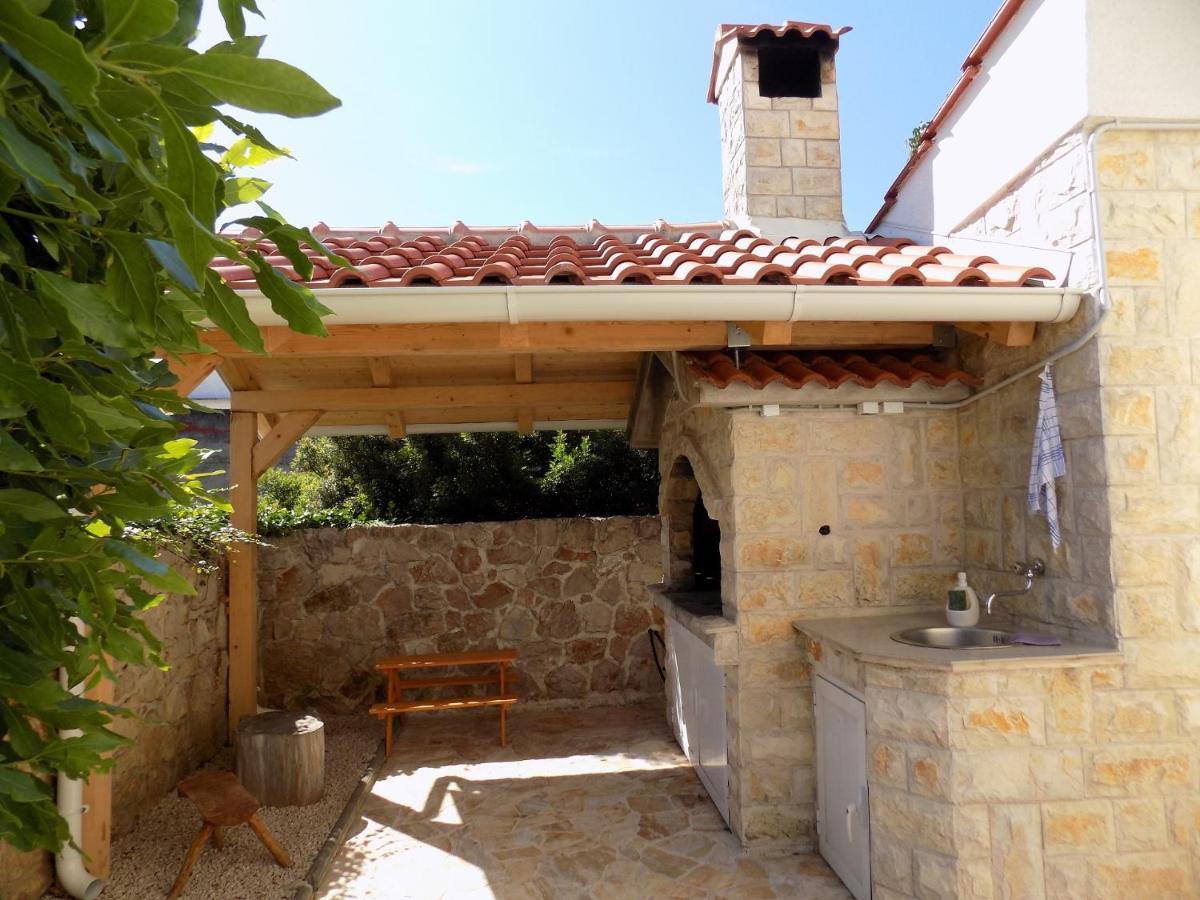 Villa Jukic Murter Buitenkant foto